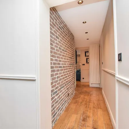 Charming 3br Apt- Montorgueil Republique * Parijs