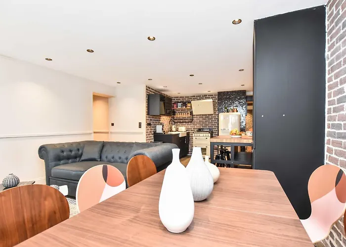 Charming 3br Apt- Montorgueil Republique باريس