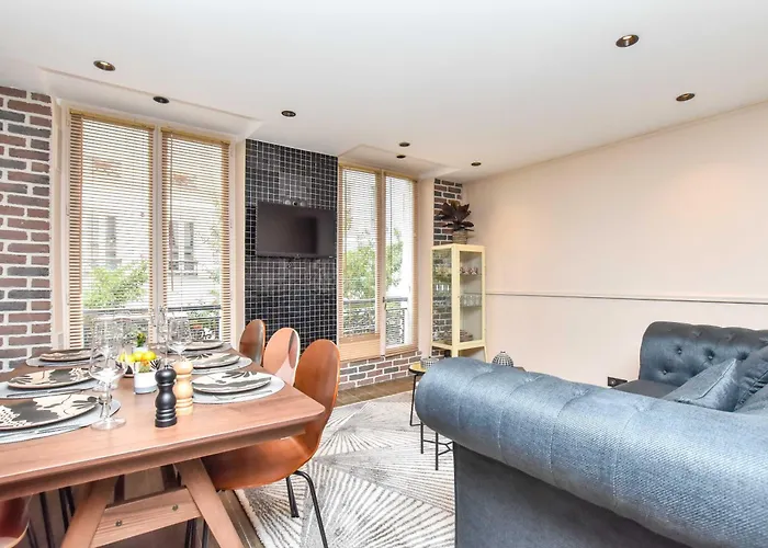 Charming 3br Apt- Montorgueil Republique شقة باريس